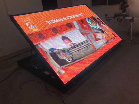 P4RGB LEIDENE Monumententekens met Waterdicht Front Opening Cabinet IP65
