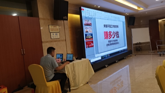 HDMI IN P2.5 LED-scherm Conferentieruimte Verplaatsbare HD-videowand
